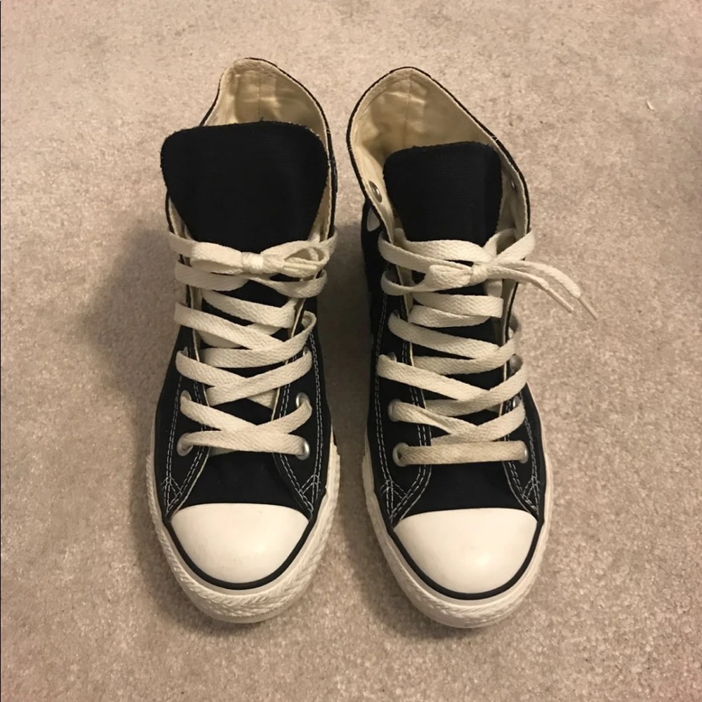 Black Converse !!